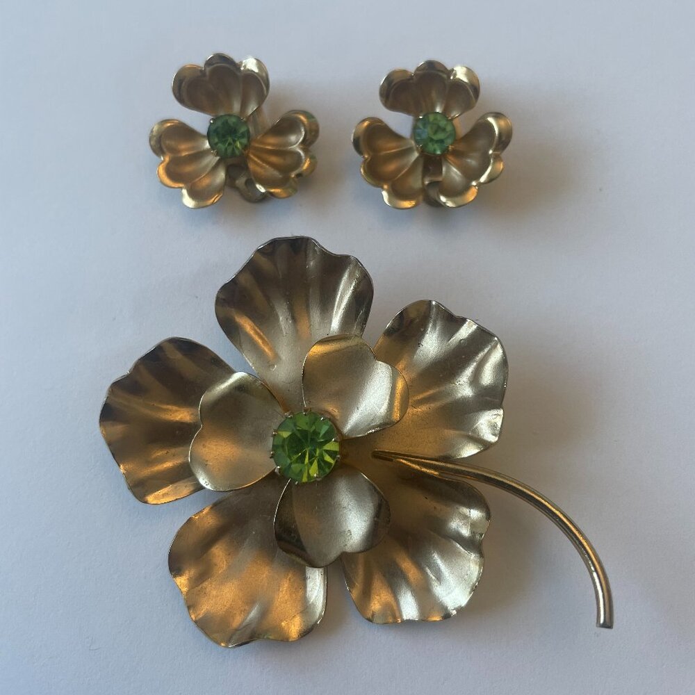 Gold tone Green Rhinestone Brooch & Clip Earring Set